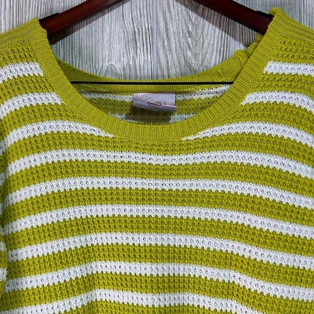 Romeo & Juliet Couture Scoop Neck Knit Green White Stripped Sweater Size M